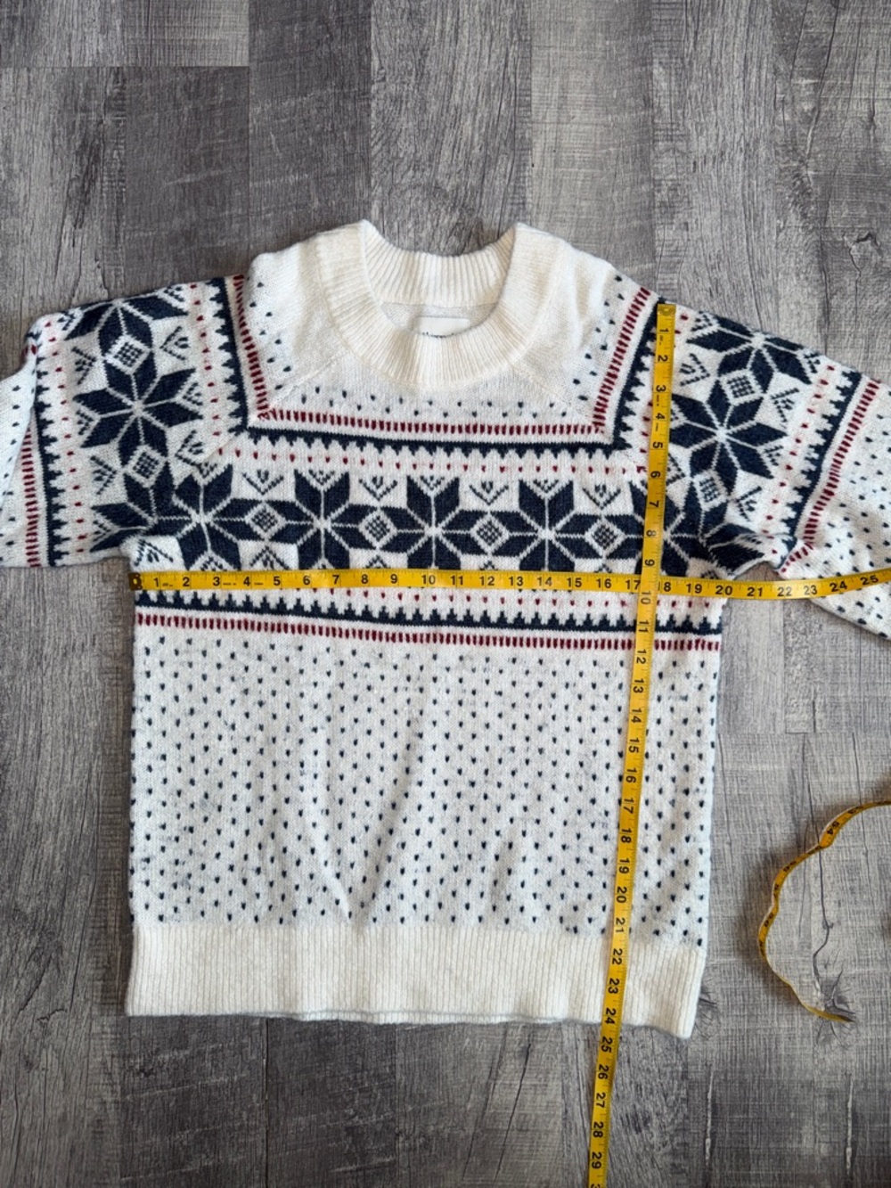 Abercrombie & Fitch Snowflake Pattern Fair Isle Sweater - Picture 4 of 6